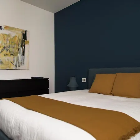 St.ambrogio 2bd New Διαμέρισμα