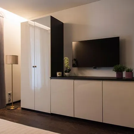Апартаменты St.ambrogio 2bd New